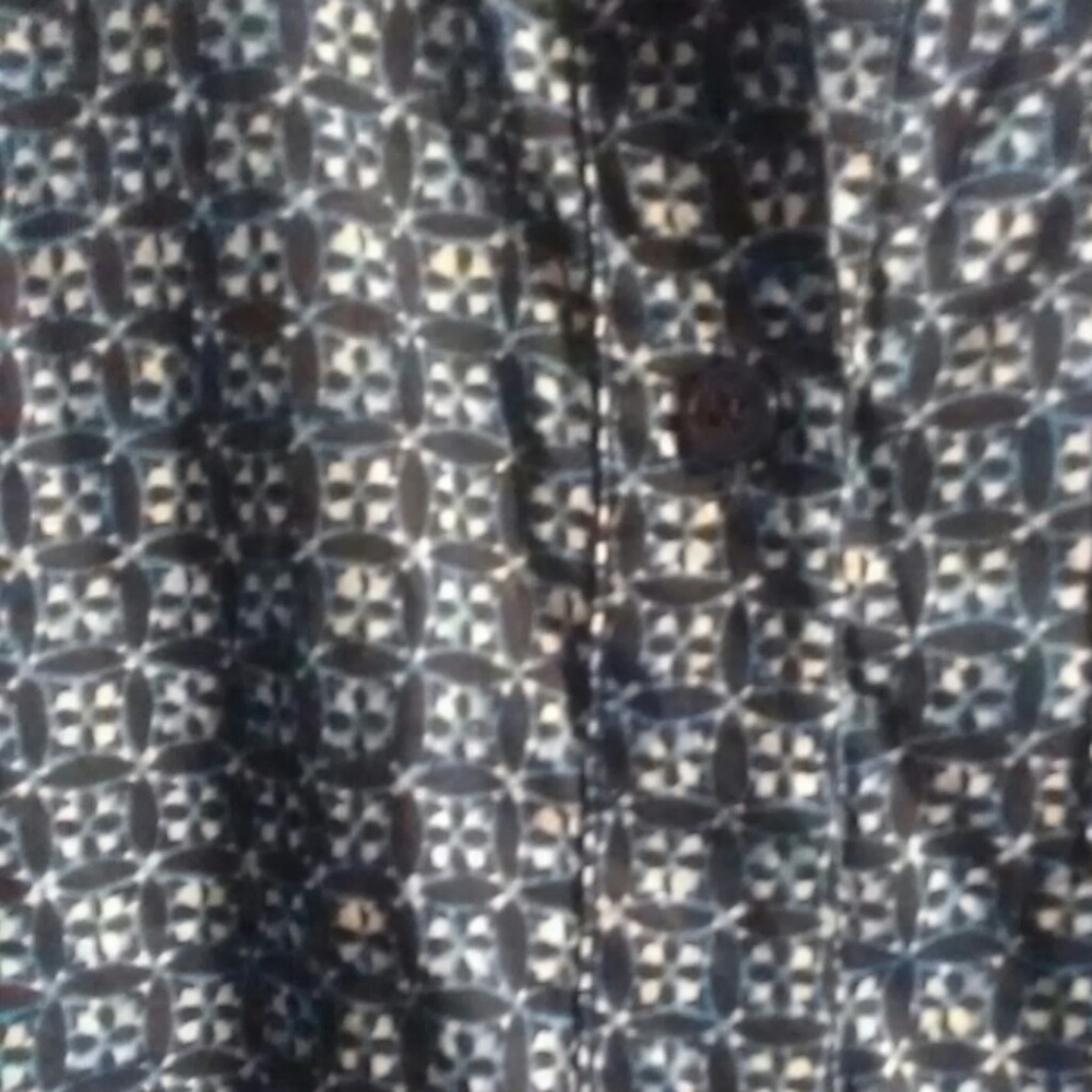 Shirt - Picture 2 of 4